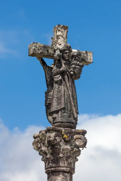Cruceiro barroco de Os Lameiros (s. XVII)