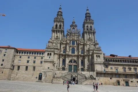 Fachada del Obradoiro de la Catedral de Santiago de Compostela, meta del Camino Portugués Central
