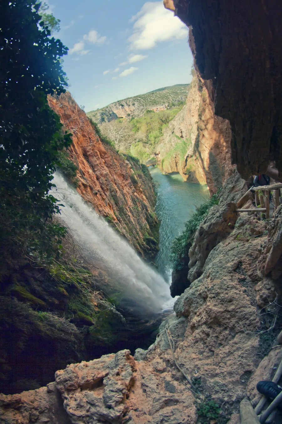 Cascada Cola de Caballo del Monasterio de Piedra, salto de unos 50 metros